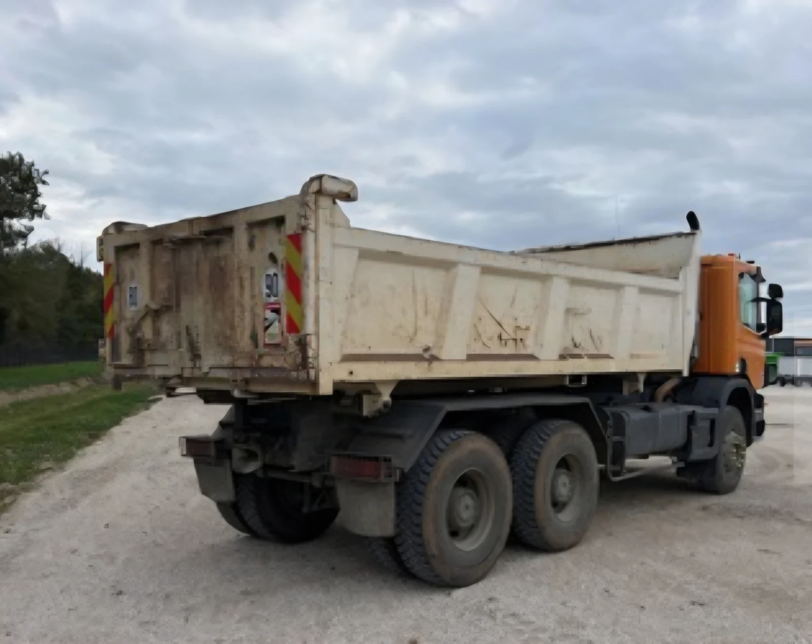 Scania R 360 самосвал  - изображение 5