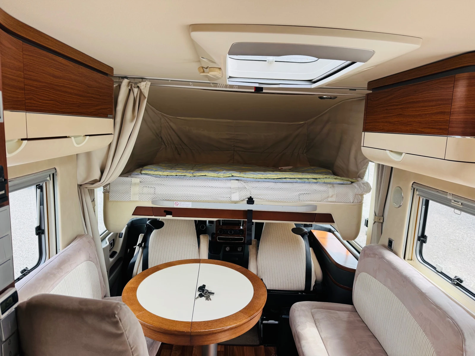 Кемпер HYMER / ERIBA S840, снимка 8 - Каравани и кемпери - 54589549