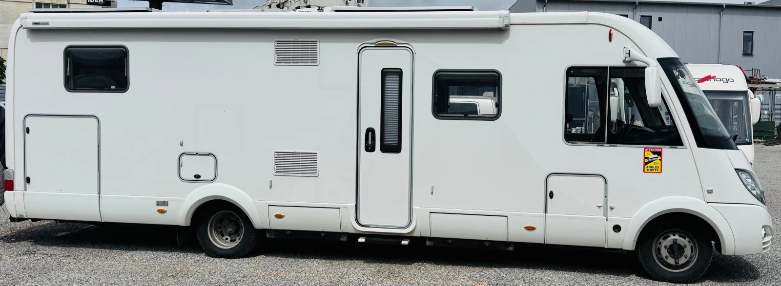 Кемпер HYMER / ERIBA S840, снимка 2 - Каравани и кемпери - 54589549