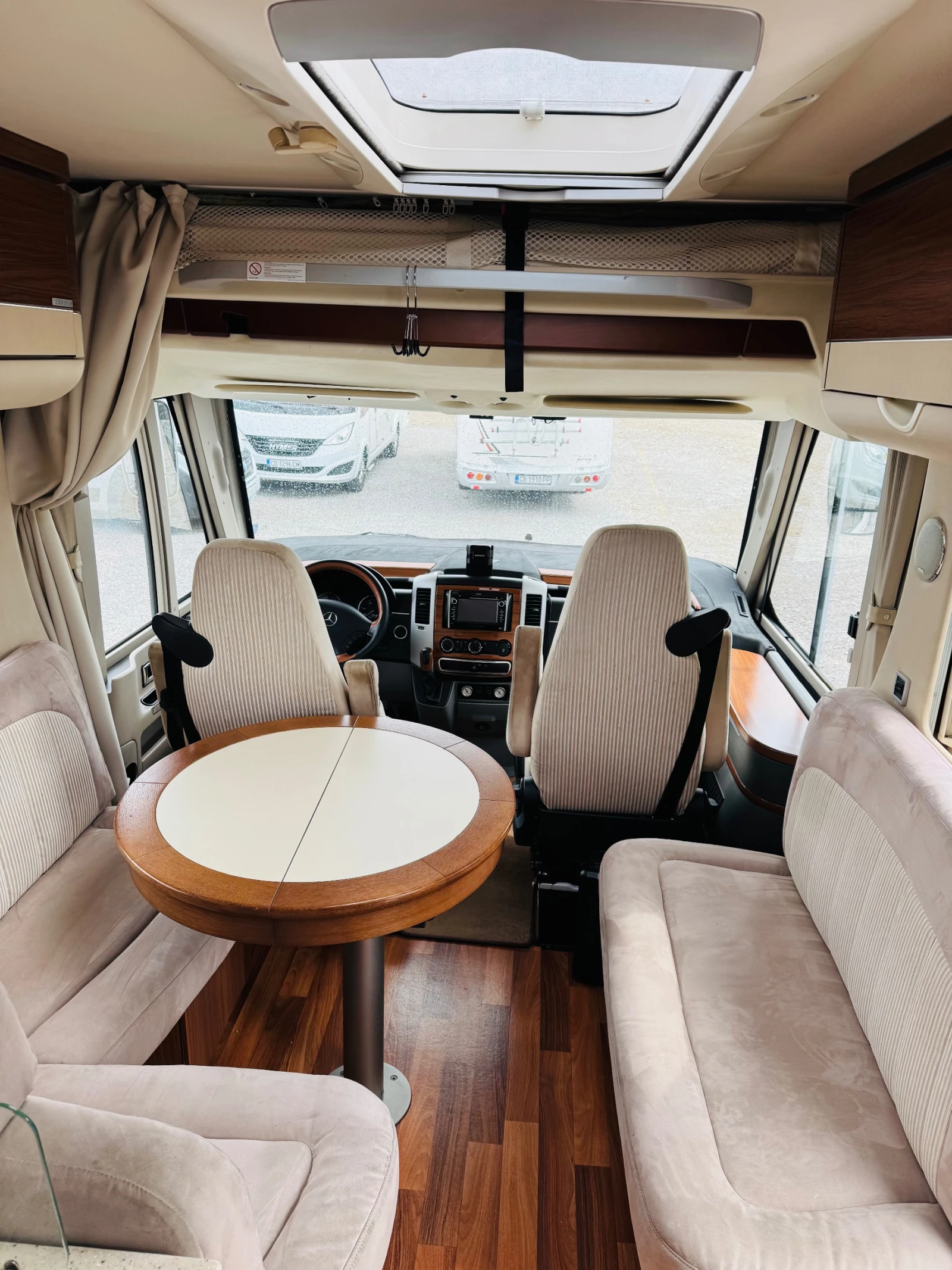 Кемпер HYMER / ERIBA S840, снимка 7 - Каравани и кемпери - 54589549
