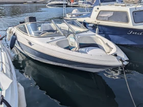      Bayliner Capri