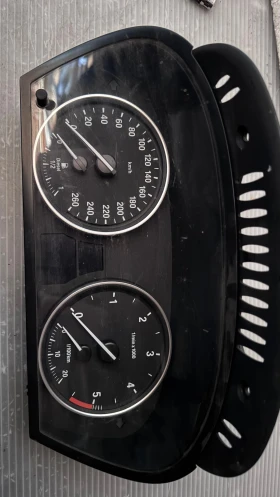       BMW X5 - A2C53100844