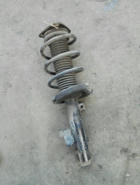 Макферсон преден ляв Форд Фокус 06г.