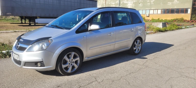 Opel Zafira, снимка 2 - Автомобили и джипове - 47989525