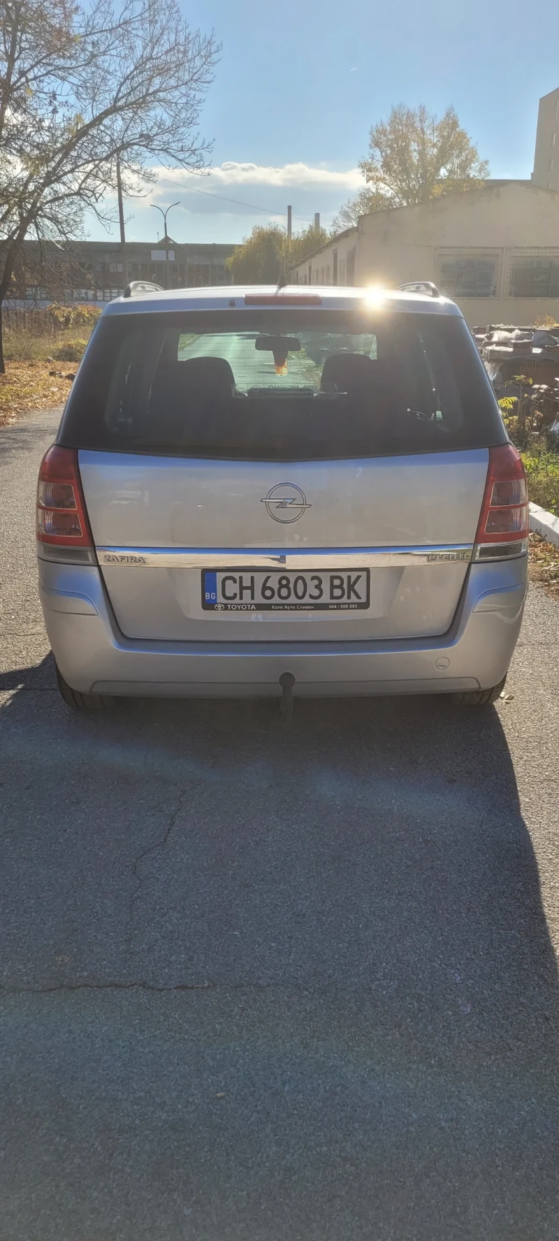 Opel Zafira, снимка 4 - Автомобили и джипове - 47989525