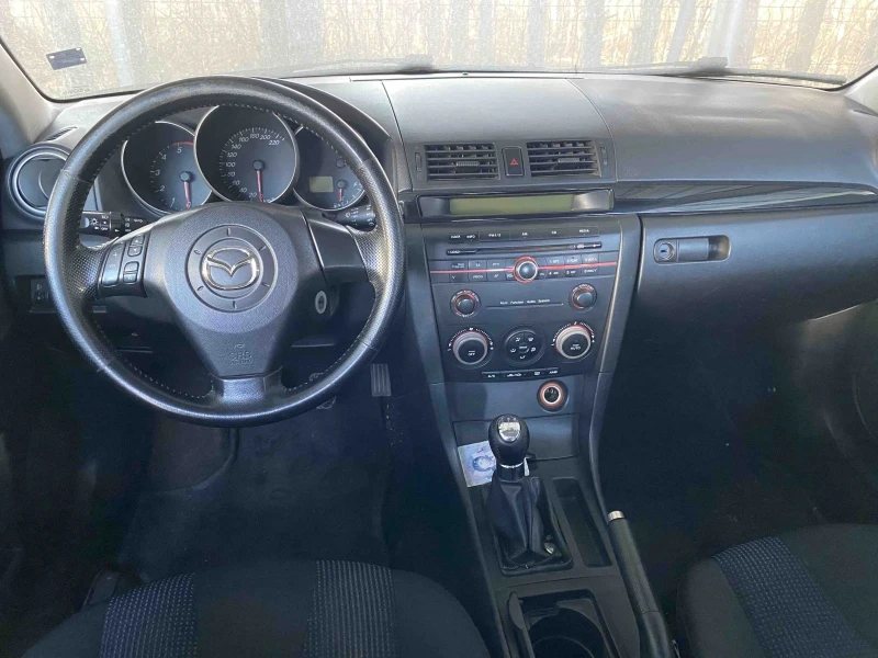 Mazda 3, снимка 5 - Автомобили и джипове - 48703944