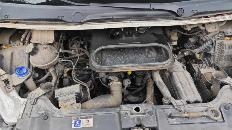 Peugeot Expert Лекотоварен, снимка 4 - Автомобили и джипове - 52559106