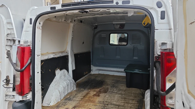 Peugeot Expert Лекотоварен, снимка 11 - Автомобили и джипове - 52559106