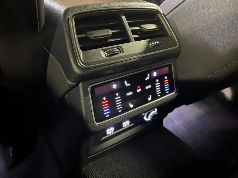 Audi A7 * Technik 55 TFSI quattro S LINE * CARFAX * ЦЕНА Д, снимка 17 - Автомобили и джипове - 52755180