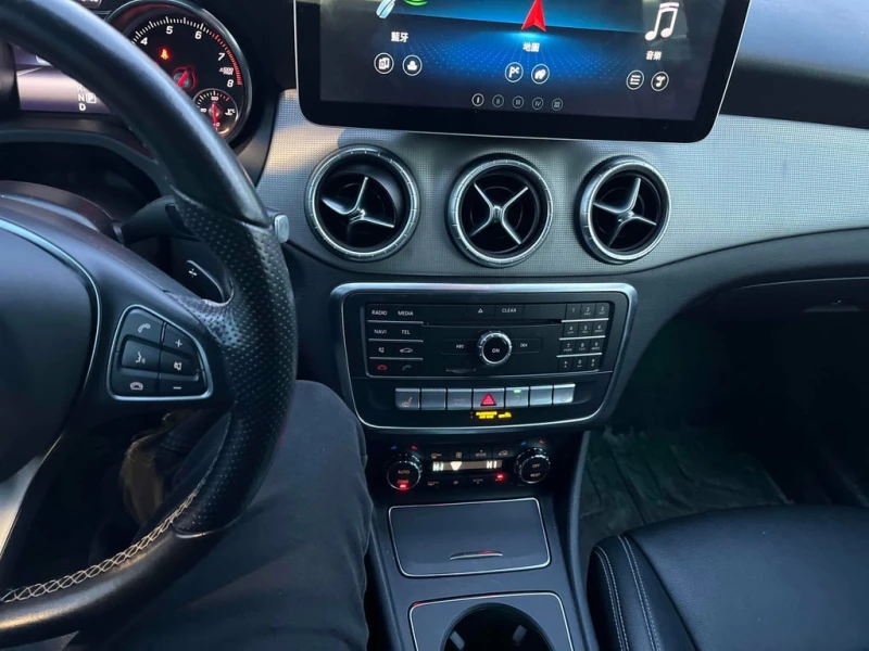 Mercedes-Benz CLA * 250 * CARFAX * ЦЕНА ДО БГ, снимка 9 - Автомобили и джипове - 53035002