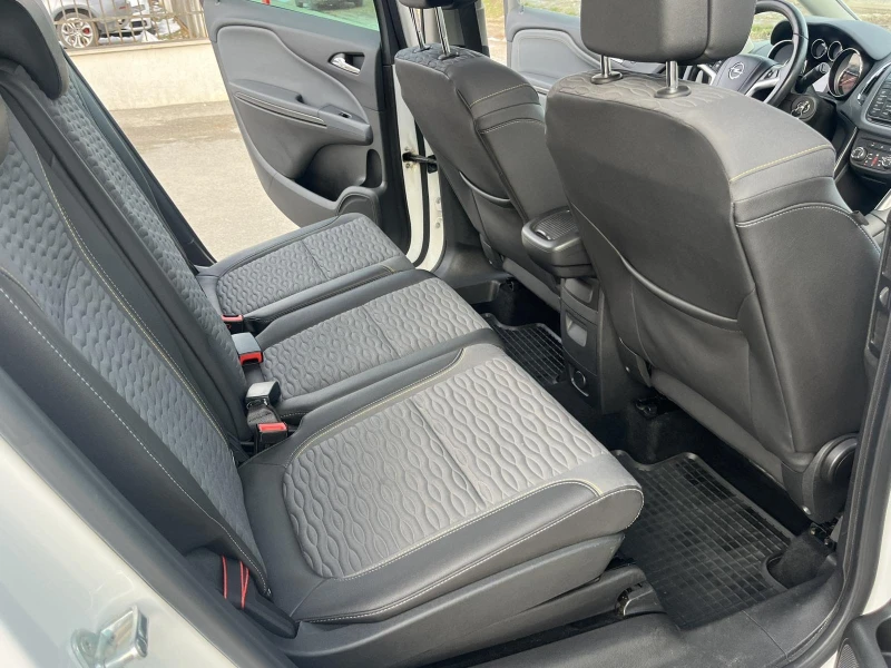 Opel Zafira 2.0 ECOFLEX 131к 6 СКОРОСТИ  АВТОПИЛОТ КЛИМАТРОНИК, снимка 10 - Автомобили и джипове - 53566239