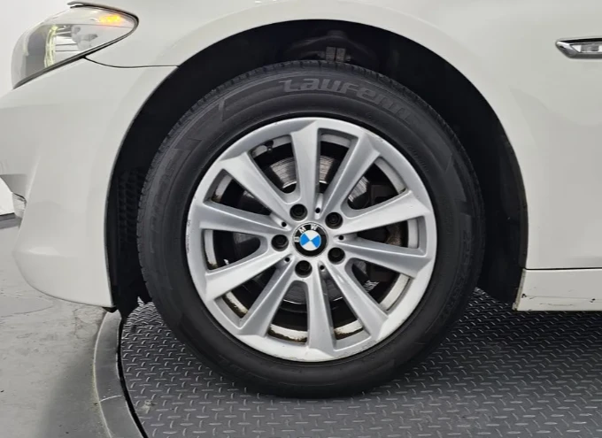 BMW 520  - изображение 5
