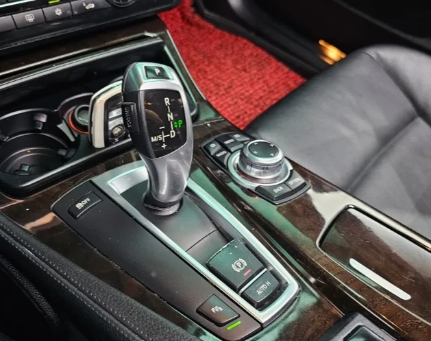 BMW 520  - изображение 8