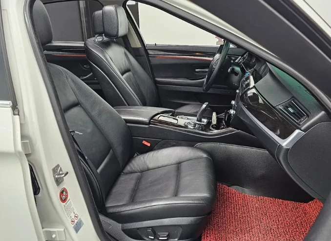 BMW 520  - изображение 9