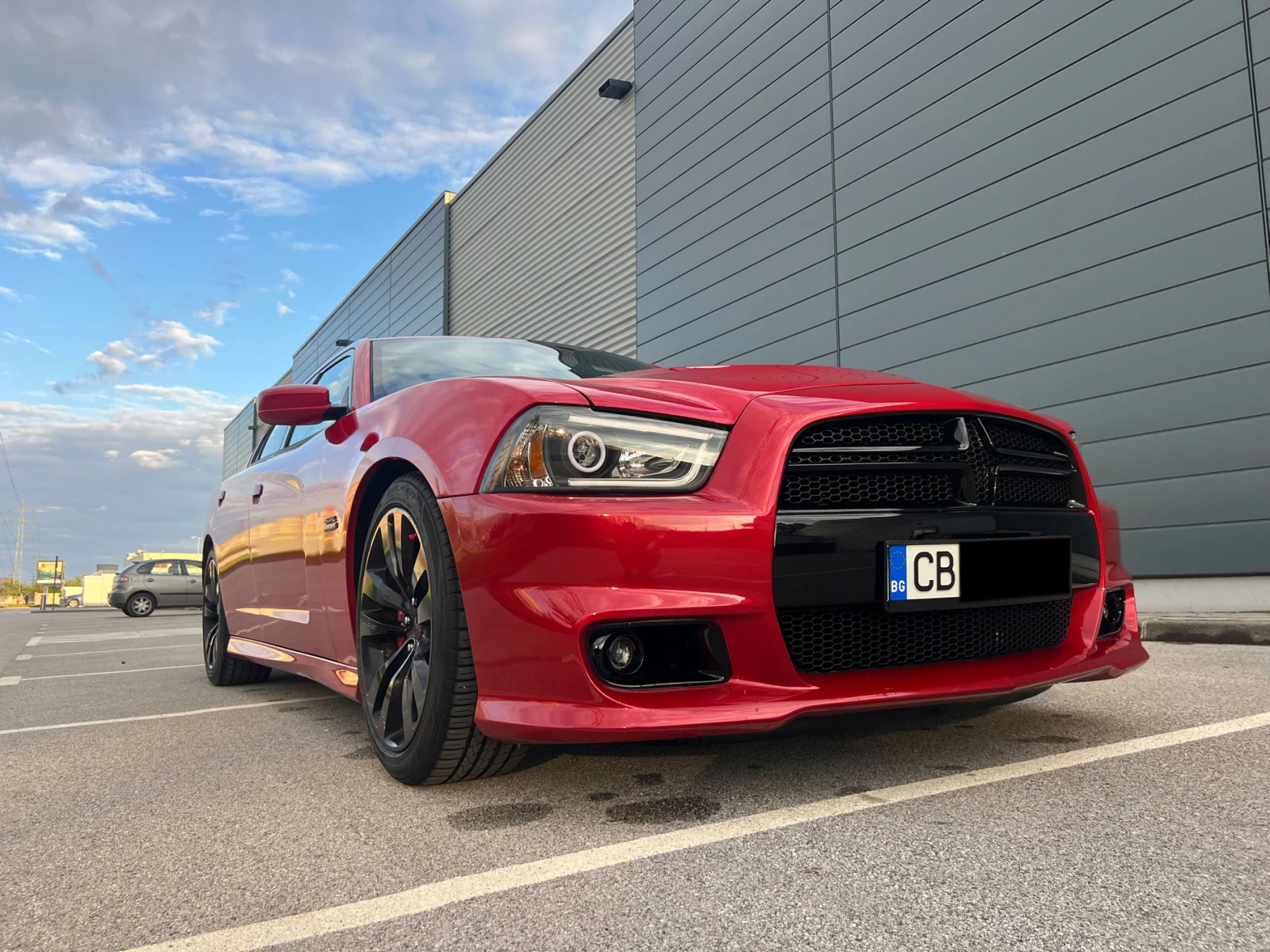 Dodge Charger 6.4 HEMI SRT8 - изображение 3