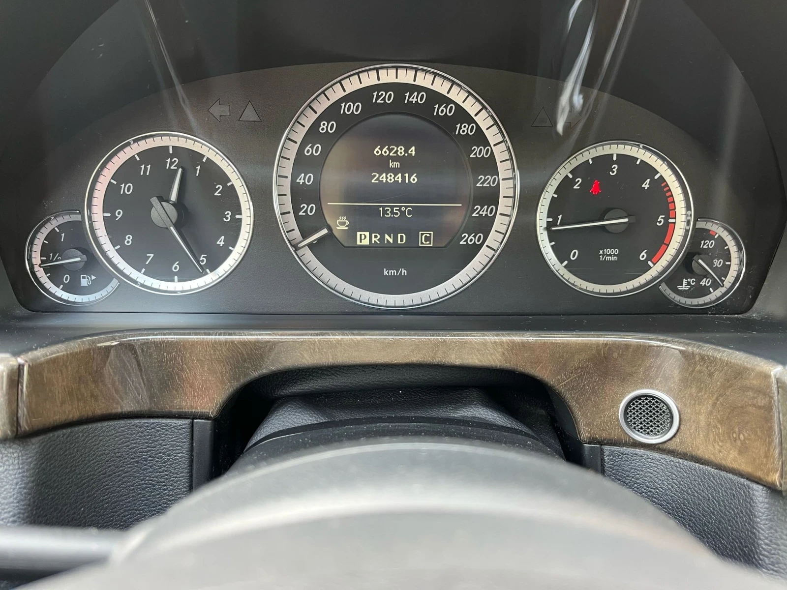 Mercedes-Benz E 220 0889280333 - изображение 8