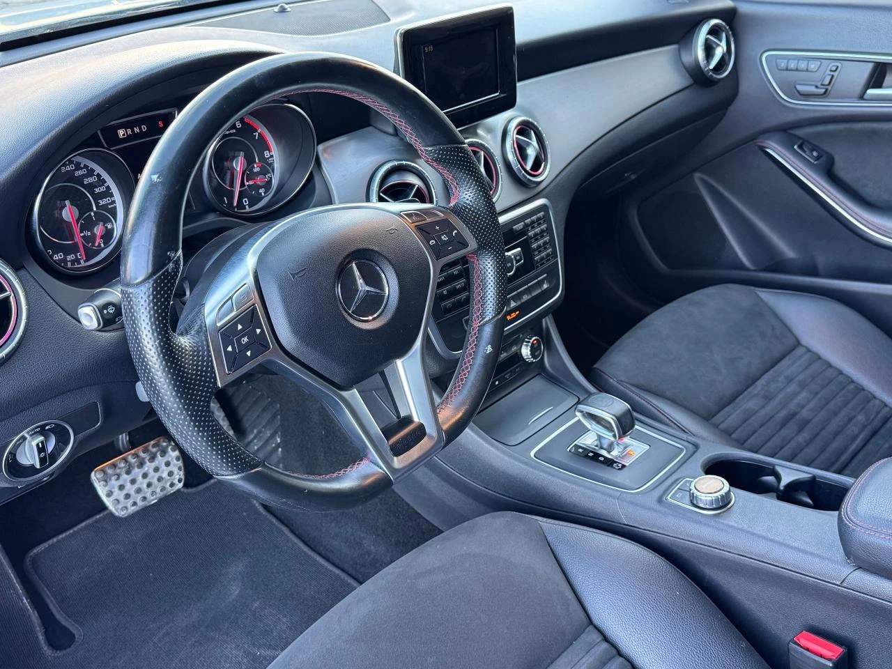 Mercedes-Benz CLA 45 AMG 4Matic / 7DCT - изображение 9