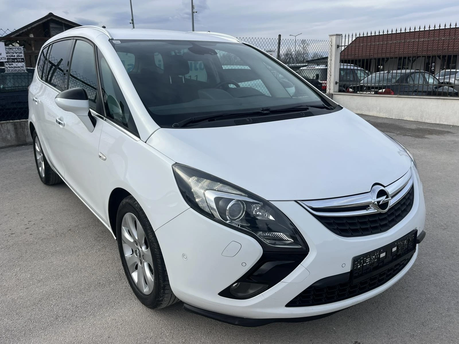 Opel Zafira 2.0 ECOFLEX 131к 6 СКОРОСТИ  АВТОПИЛОТ КЛИМАТРОНИК - изображение 3