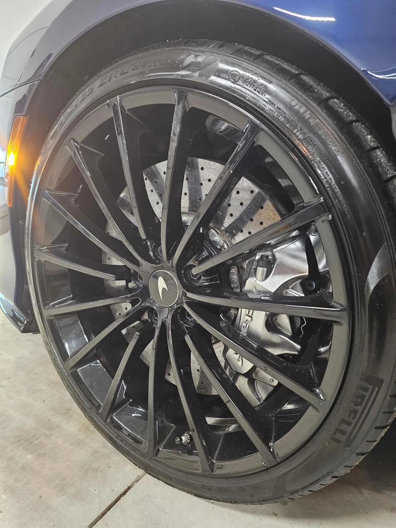 McLaren GT * Coupe * CARFAX *  | Mobile.bg � ����������� 4