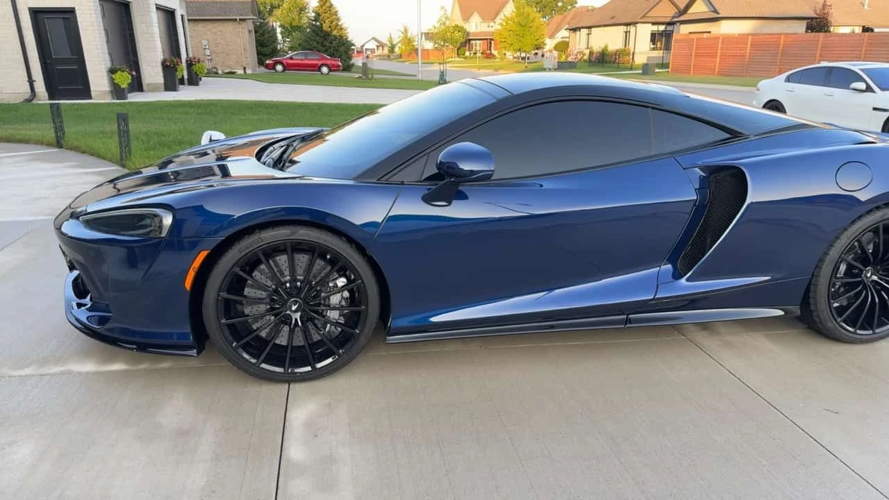 McLaren GT * Coupe * CARFAX *  | Mobile.bg � ����������� 17
