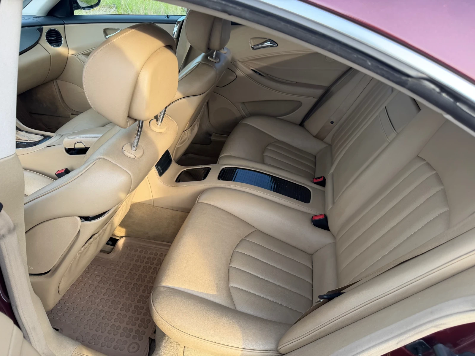 Mercedes-Benz CLS 320 320 CDI 7G, снимка 10 - Автомобили и джипове - 54359851