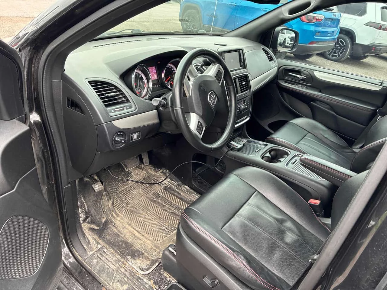 Dodge Caravan GT| ПОДГРЕВИ| CARFAX| КЛИП НА МОТОР| АВТОКРЕДИТ, снимка 7 - Автомобили и джипове - 54609260