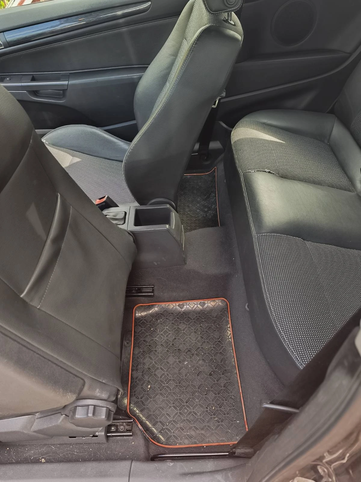 Opel Astra gtc, снимка 3 - Автомобили и джипове - 54707917