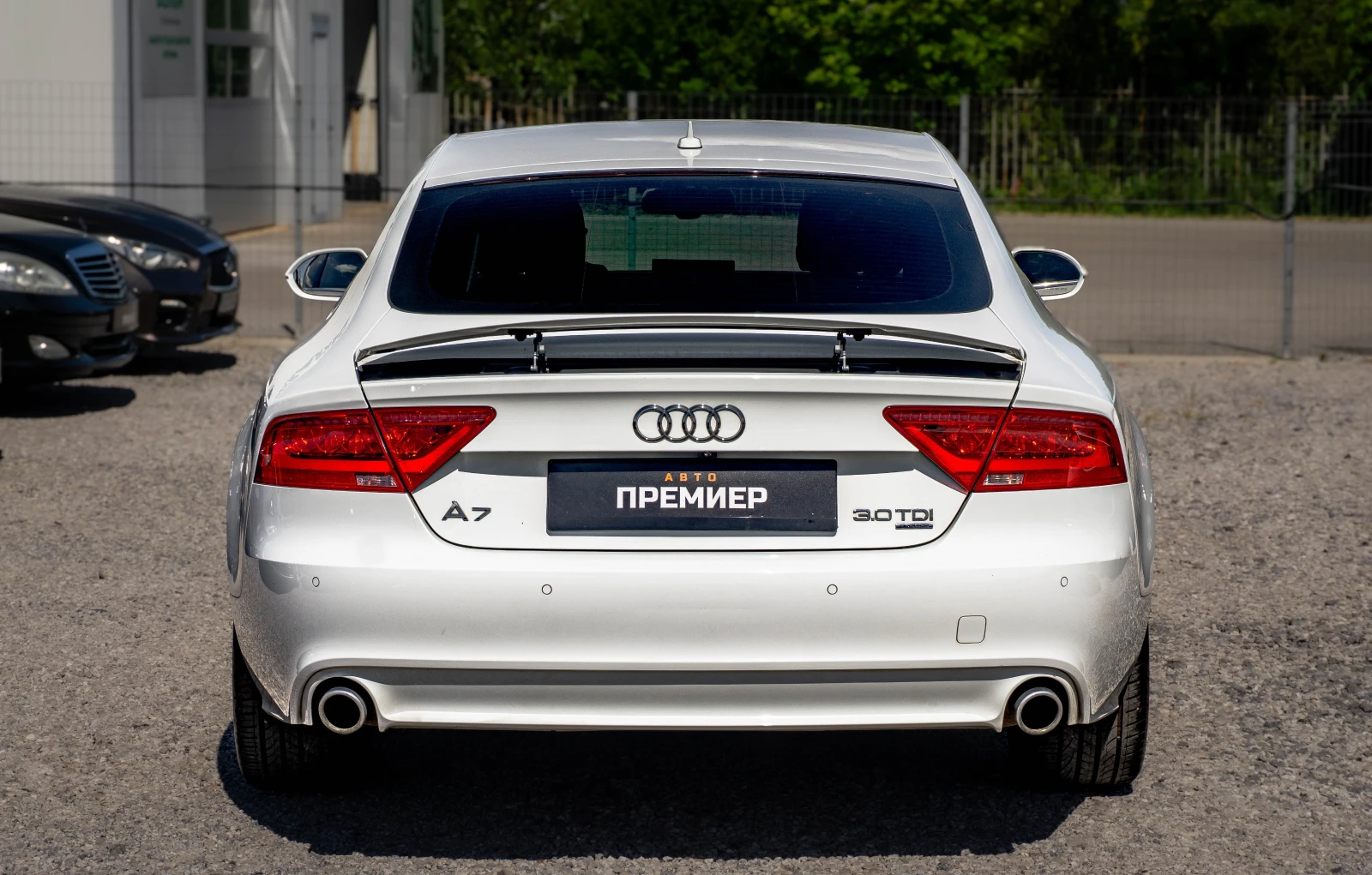 Audi A7 3.0TDI-Quattro-СУПЕР СЪСТОЯНИЕ-РЕАЛНИ КМ!, снимка 5 - Автомобили и джипове - 54940757