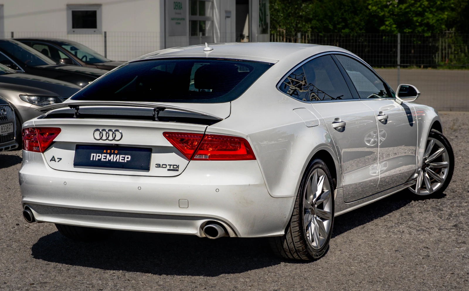Audi A7 3.0TDI-Quattro-СУПЕР СЪСТОЯНИЕ-РЕАЛНИ КМ!, снимка 4 - Автомобили и джипове - 54940757