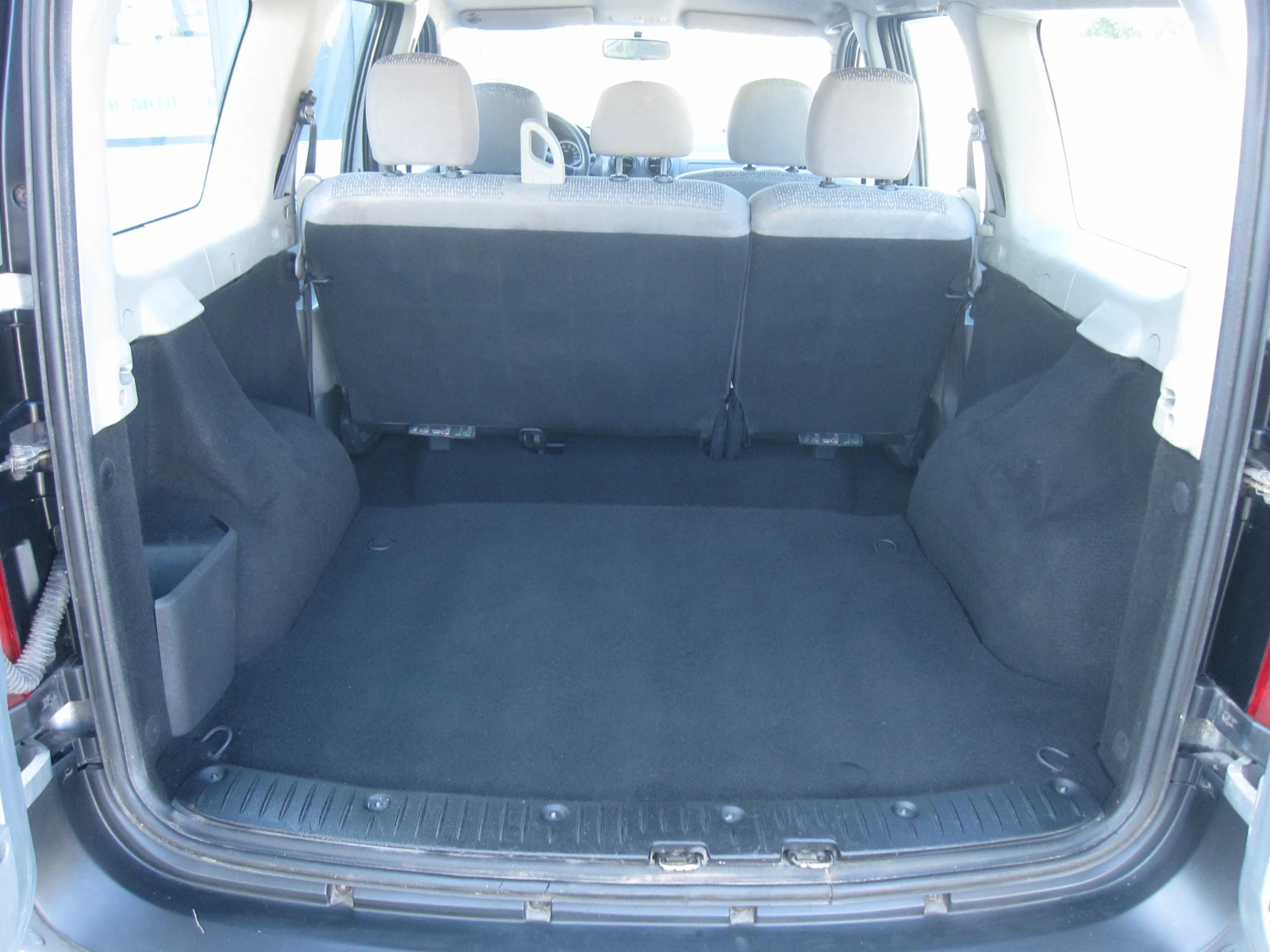 Dacia Logan 1, 4, Клима, снимка 5 - Автомобили и джипове - 54946816
