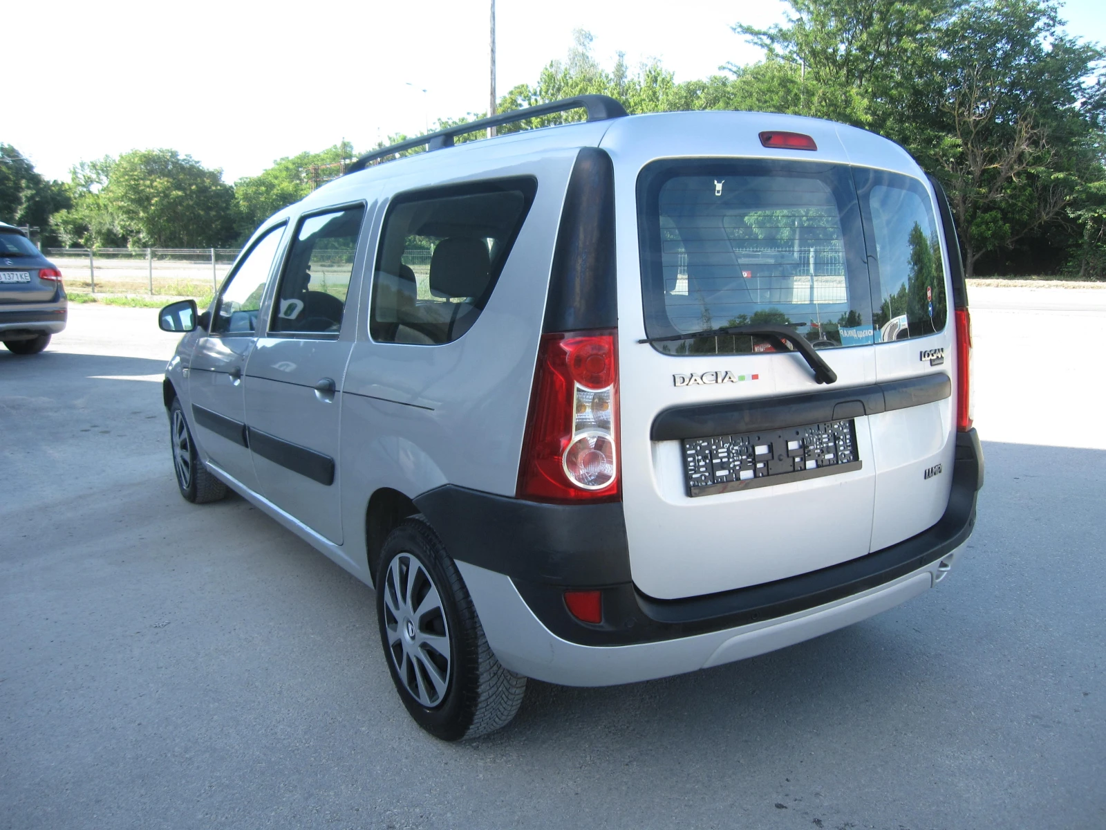 Dacia Logan 1, 4, Клима, снимка 3 - Автомобили и джипове - 54946816