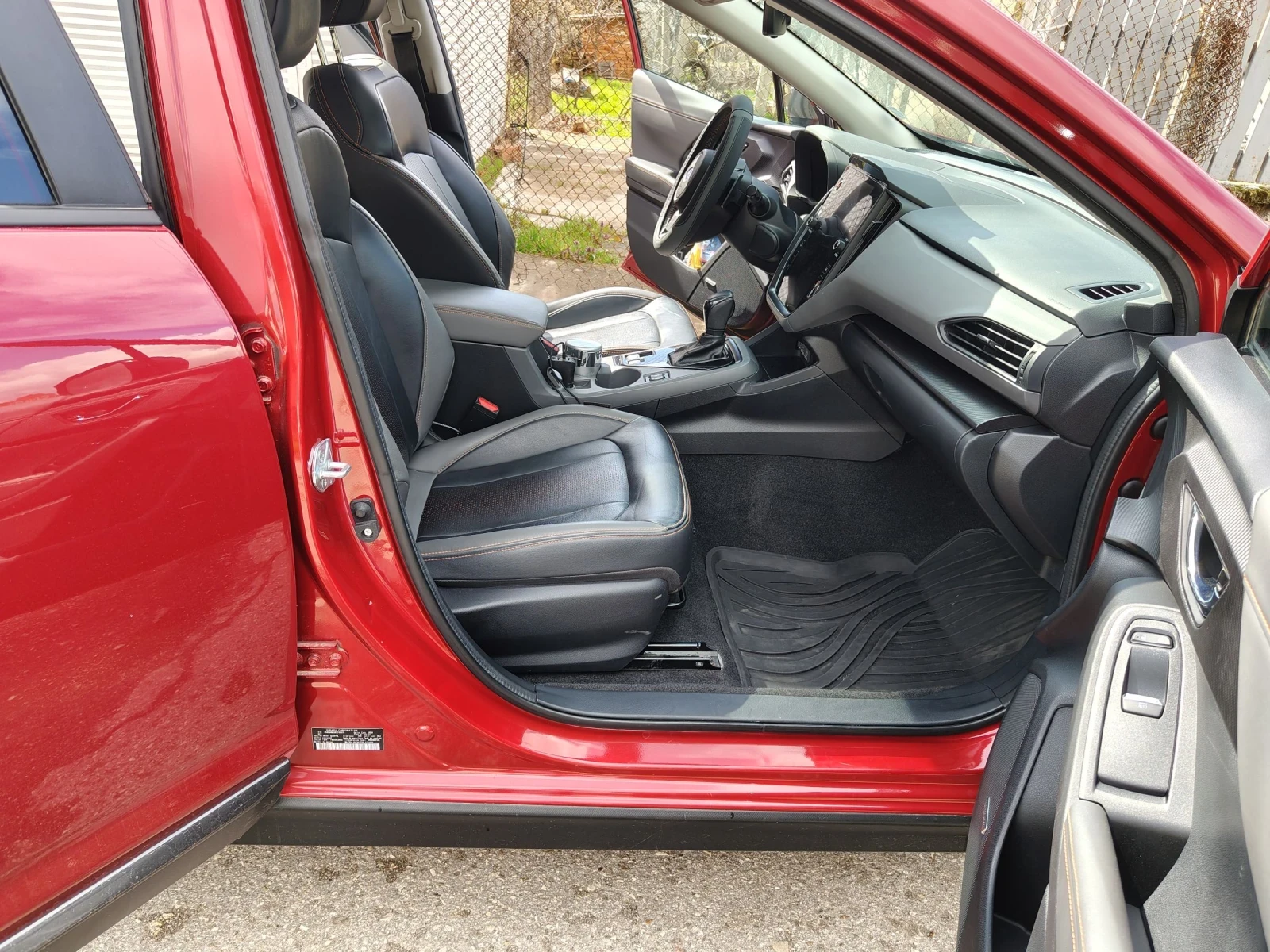 Subaru Crosstrek Limited, снимка 11 - Автомобили и джипове - 54996425