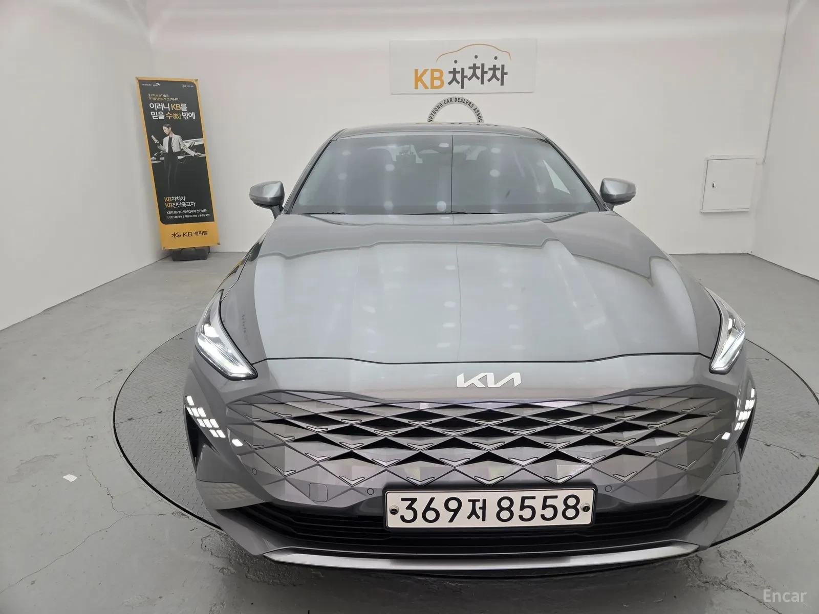 Kia K8 EXTROV* 70 000KM!!! | Mobile.bg � ����������� 3