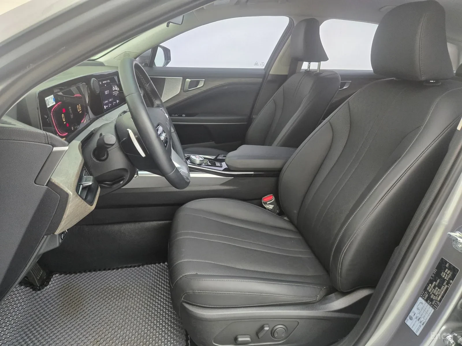 Kia K8 EXTROV* 70 000KM!!! | Mobile.bg � ����������� 10