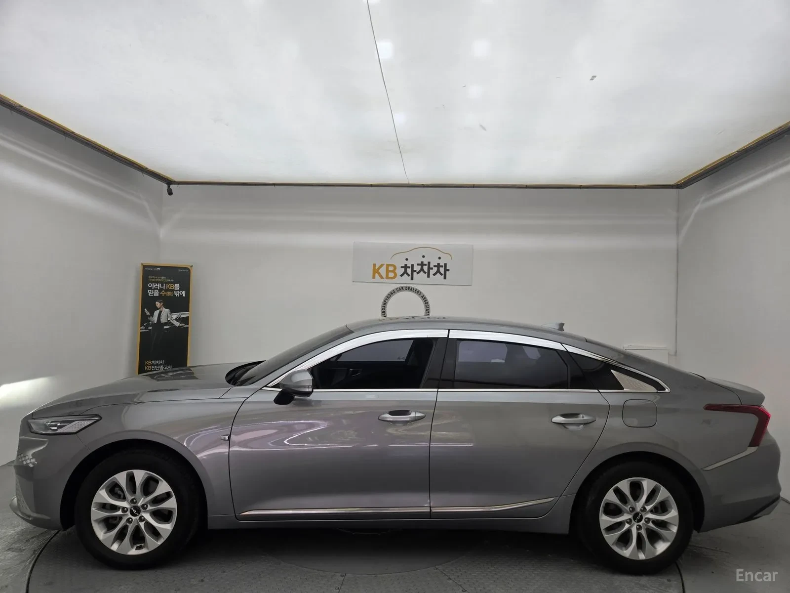 Kia K8 EXTROV* 70 000KM!!! | Mobile.bg � ����������� 2