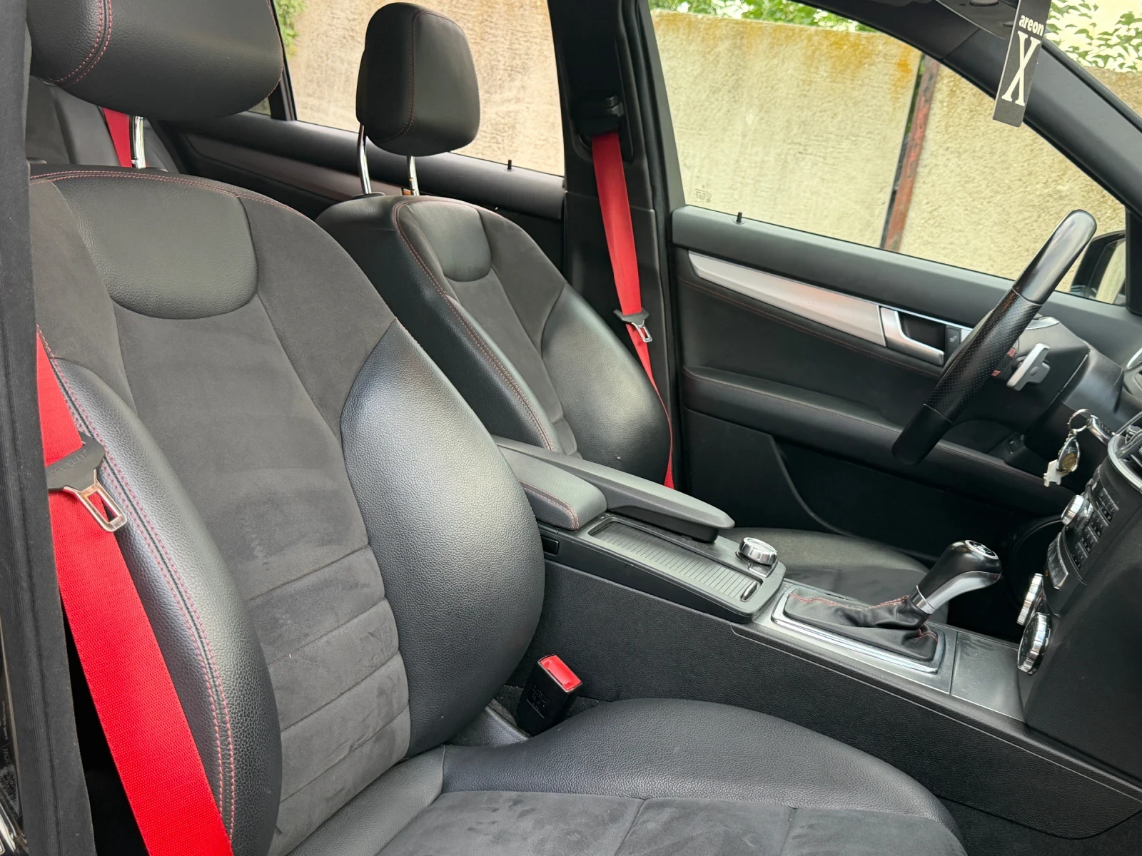 Mercedes-Benz C 350 FULL AMG PACK | harman/kardon, снимка 10 - Автомобили и джипове - 55076761