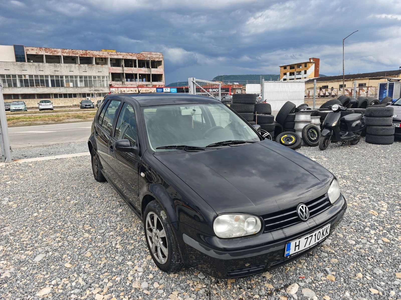 VW Golf Golf 4 1.9 131, снимка 3 - Автомобили и джипове - 55135662