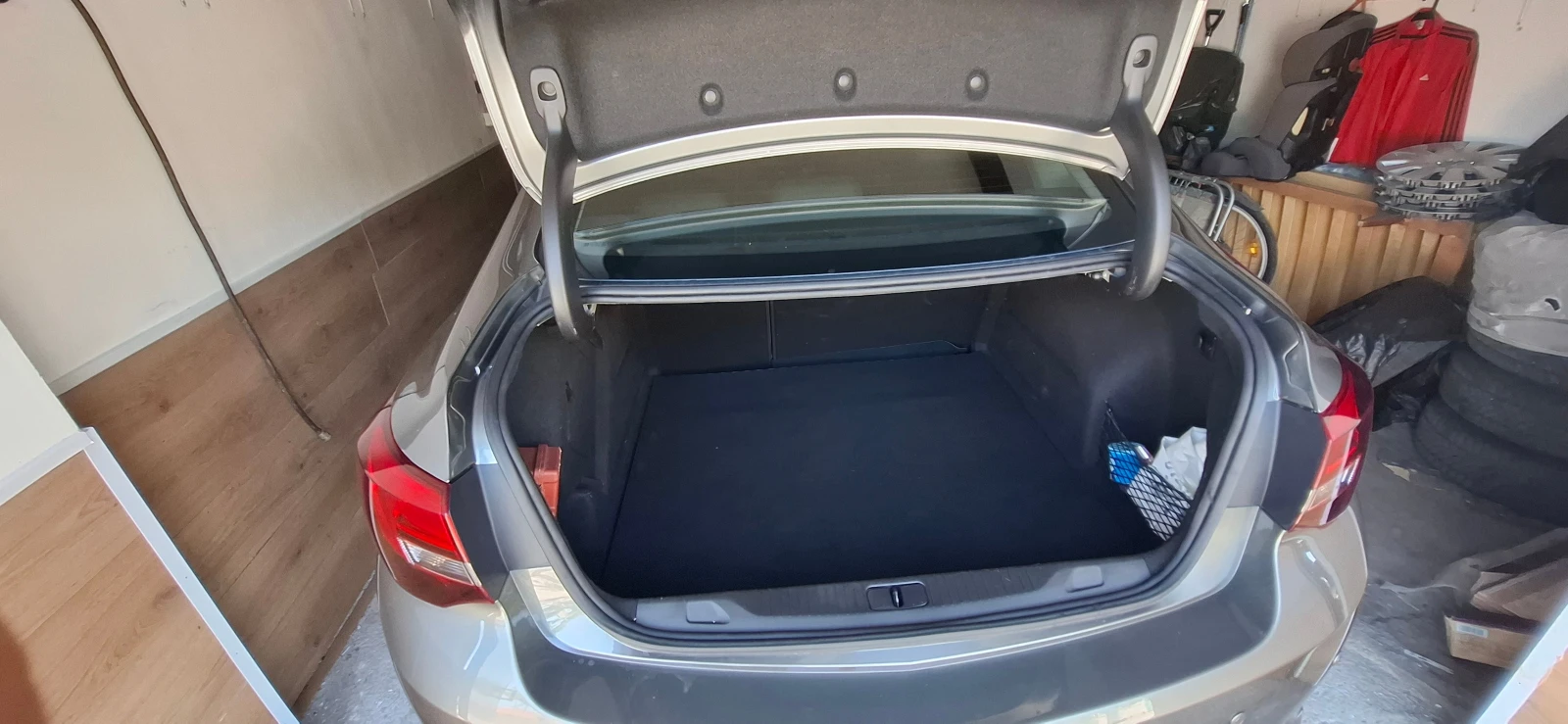 Opel Astra, снимка 12 - Автомобили и джипове - 55536146
