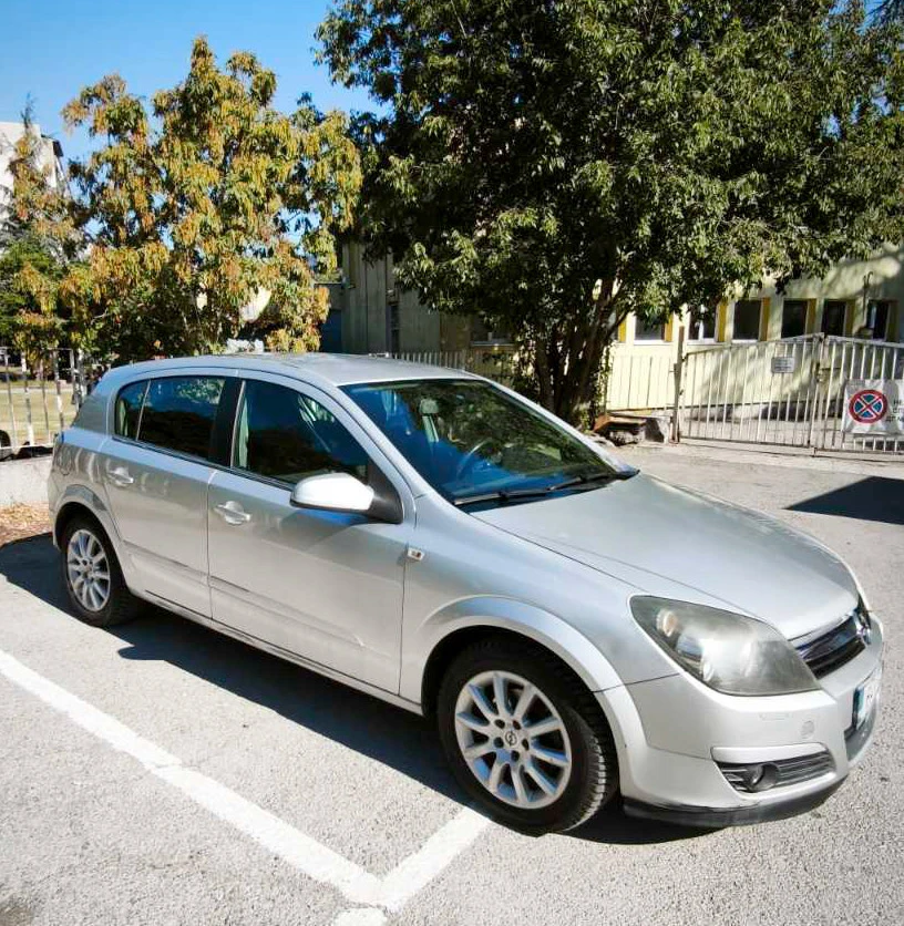 Opel Astra, снимка 3 - Автомобили и джипове - 56138724