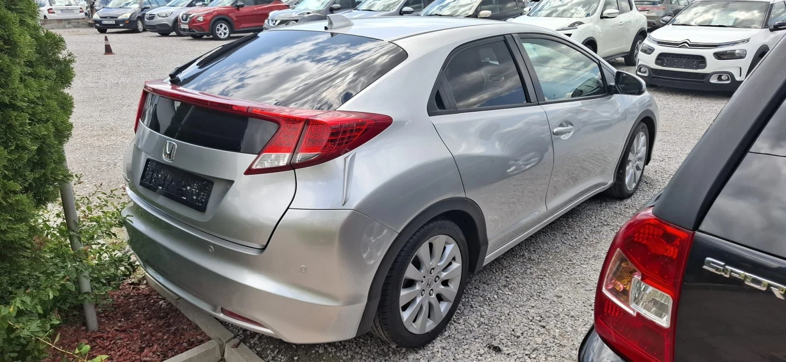 Honda Civic 1.6d 120kc 2013, снимка 5 - Автомобили и джипове - 56040844