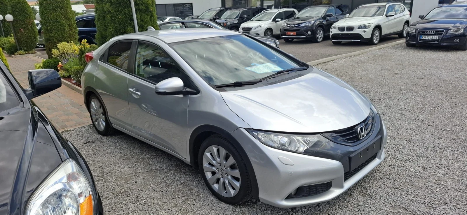 Honda Civic 1.6d 120kc 2013, снимка 2 - Автомобили и джипове - 56040844