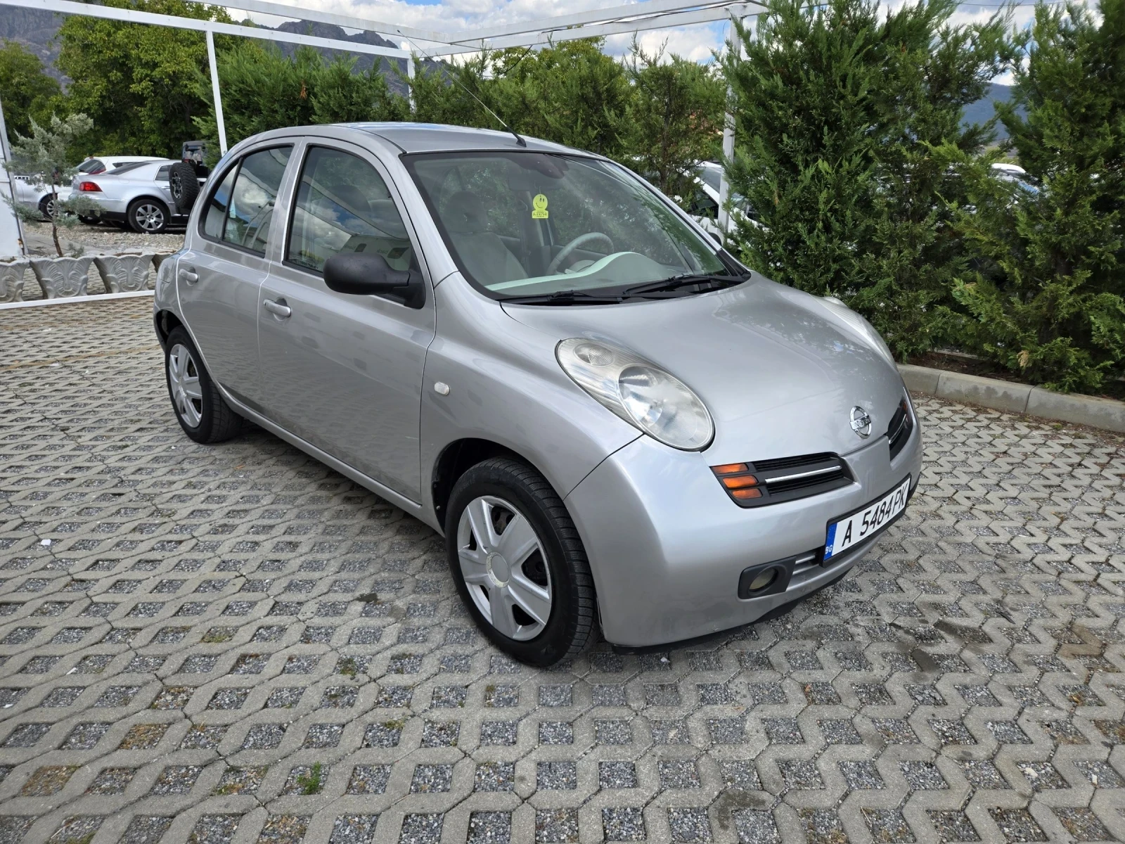 Nissan Micra 1.2i-80кс= АВТОМАТ= ГАЗ= КЛИМАТРОНИК= KEYLESS, снимка 2 - Автомобили и джипове - 56087236