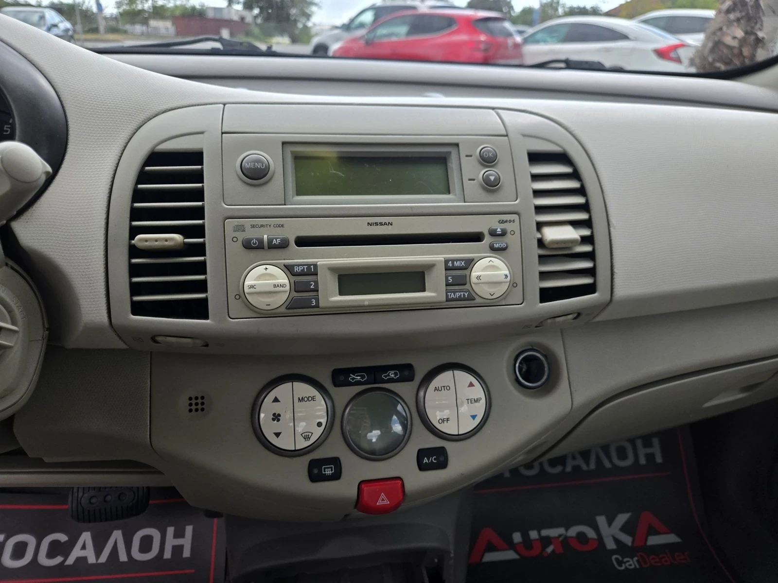 Nissan Micra 1.2i-80кс= АВТОМАТ= ГАЗ= КЛИМАТРОНИК= KEYLESS, снимка 16 - Автомобили и джипове - 56087236
