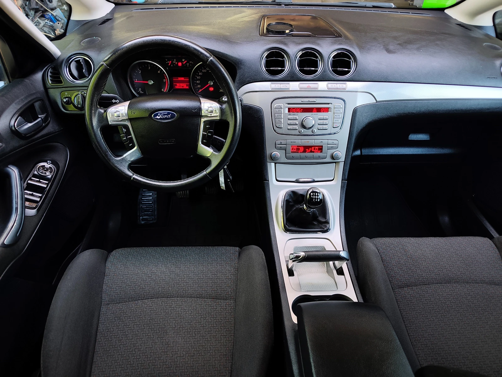 Ford S-Max 1.8TDCI 125к.с., снимка 14 - Автомобили и джипове - 56148924