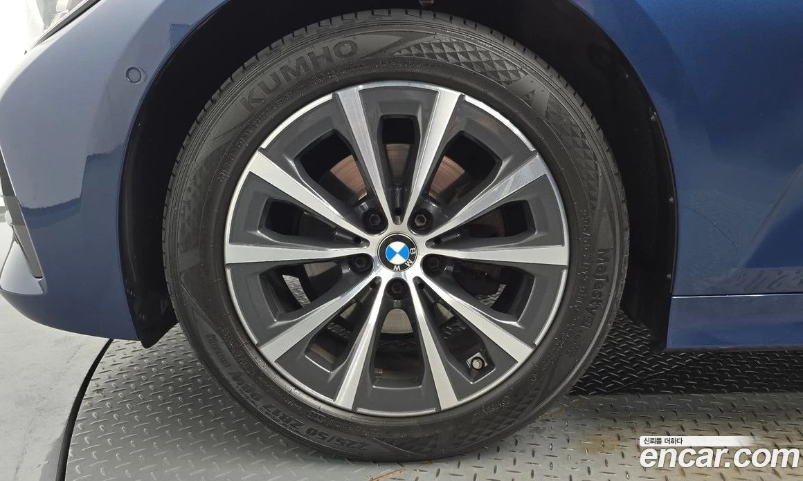 BMW 320 320i, снимка 4 - Автомобили и джипове - 56156686