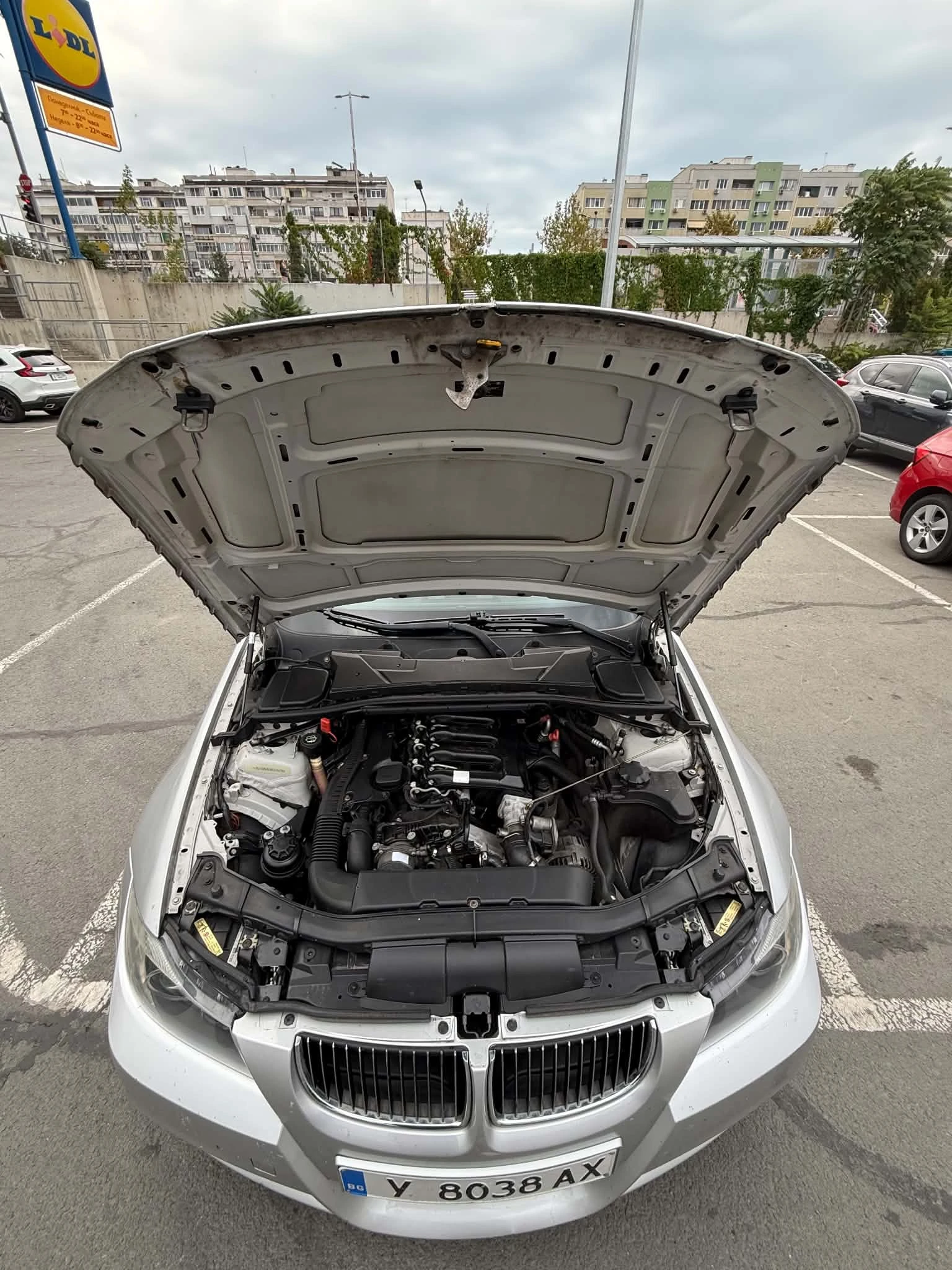 BMW 330 330d, снимка 9 - Автомобили и джипове - 56260500