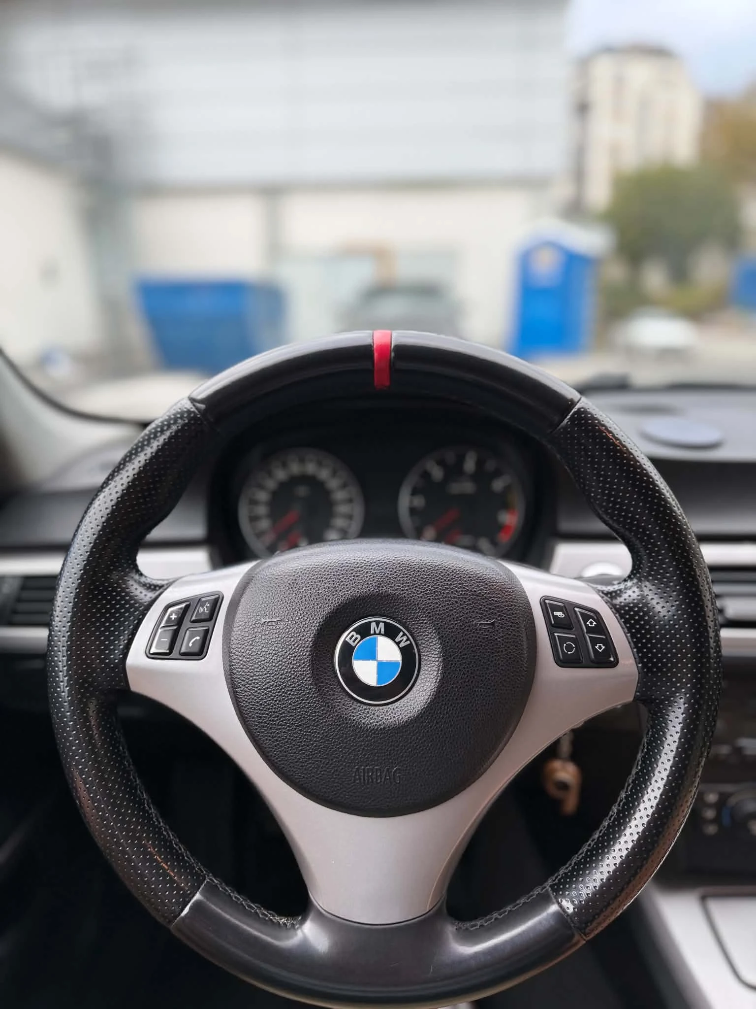 BMW 330 330d, снимка 11 - Автомобили и джипове - 56260500