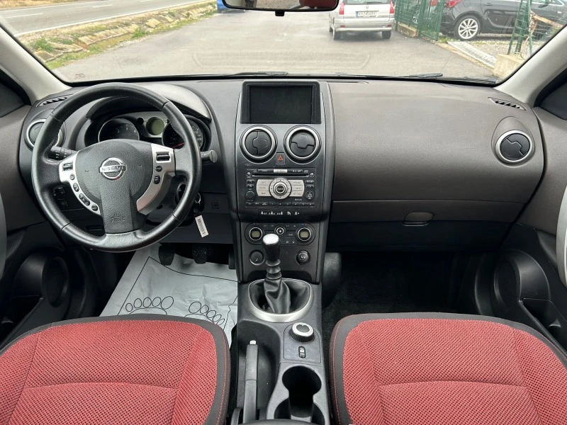 Nissan Qashqai 2.0DCi 4х4 Navi, снимка 12 - Автомобили и джипове - 46356203