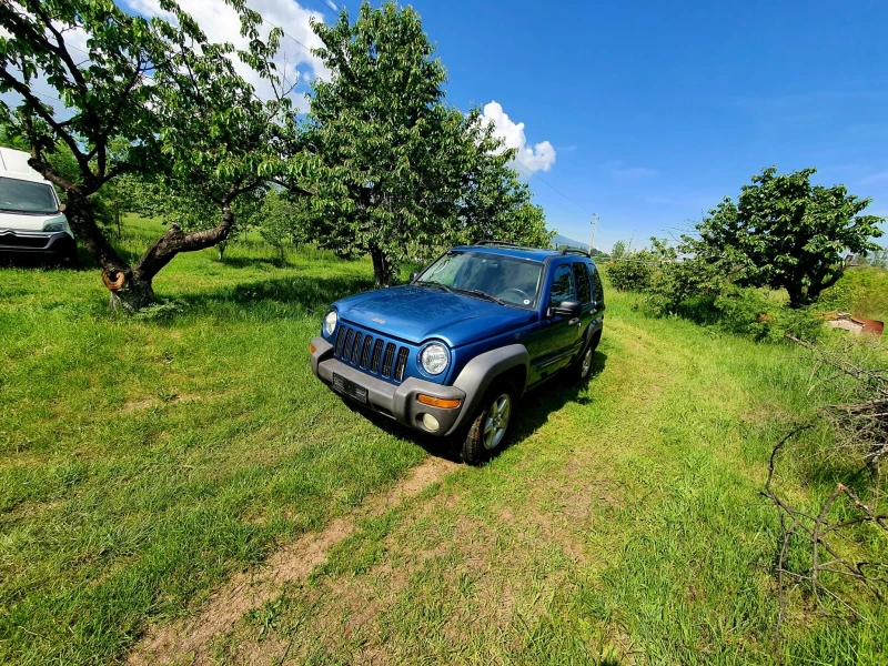 Jeep Grand cherokee 3.7L, снимка 5 - Автомобили и джипове - 47189938