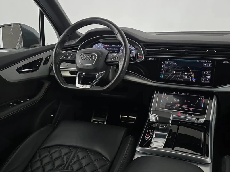 Audi Q7 50TDI Quattro S-Line 7-Seater, снимка 5 - Автомобили и джипове - 48863656